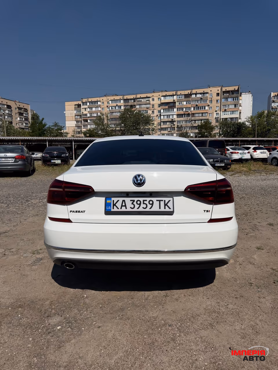 Volkswagen Passat - фото 4