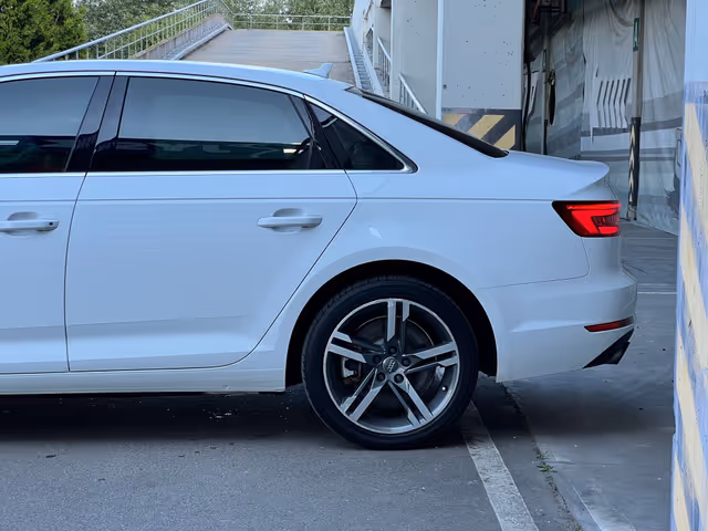 Audi A4 - зображення 5