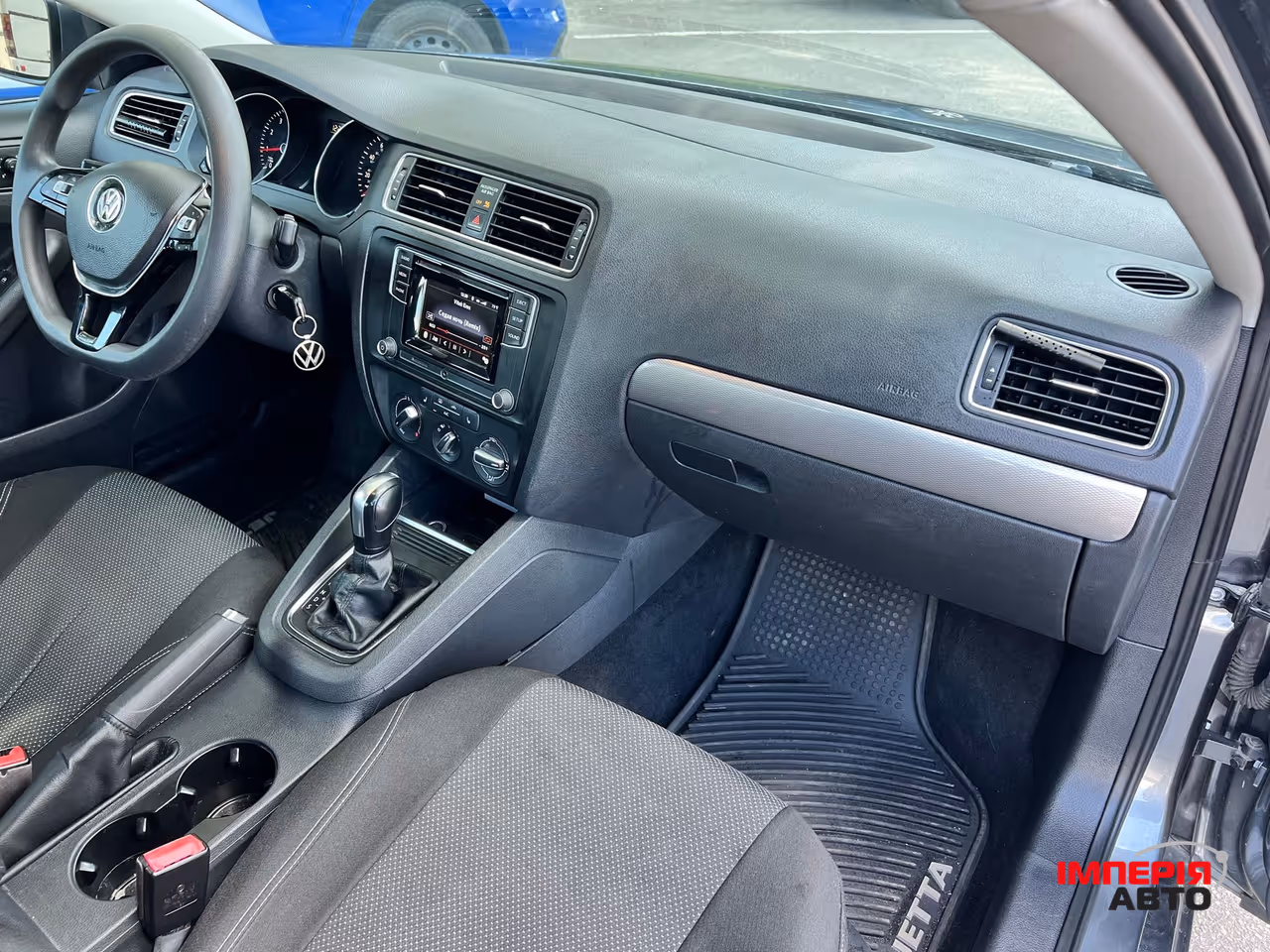 Volkswagen Jetta - фото 22