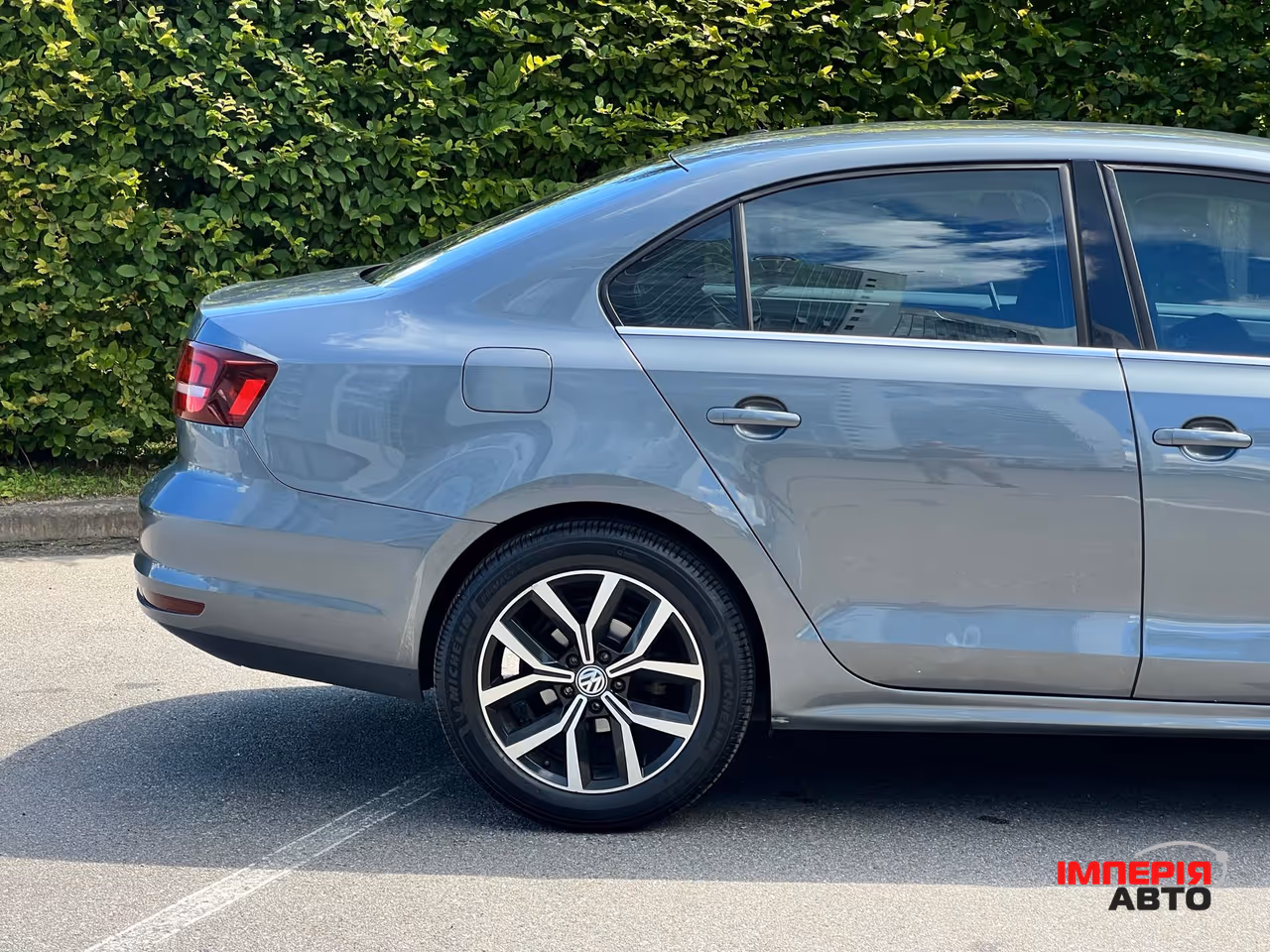 Volkswagen Jetta - фото 10