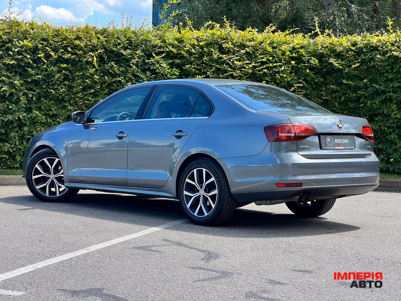 Volkswagen Jetta - фото 8