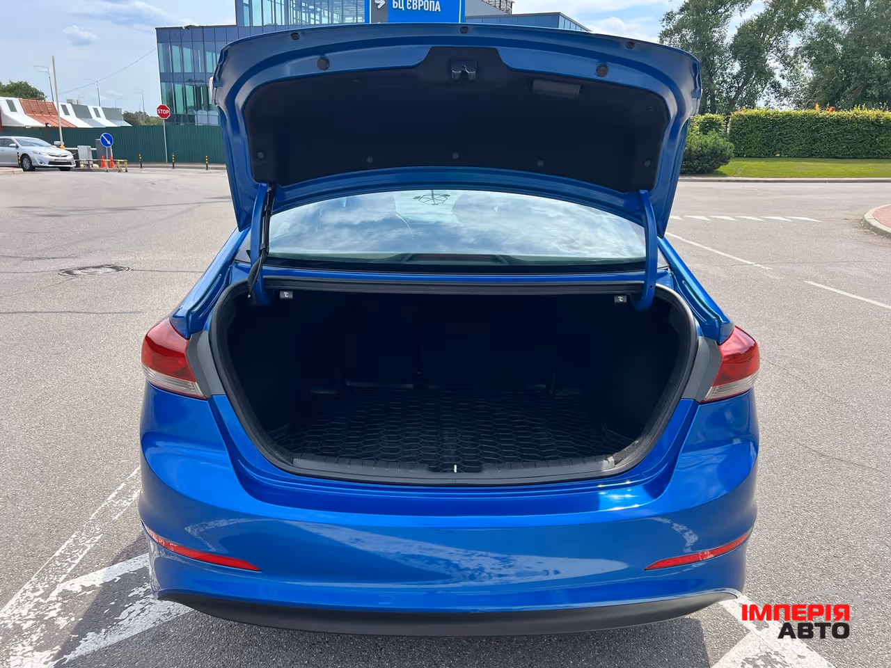 Hyundai Elantra - фото 22