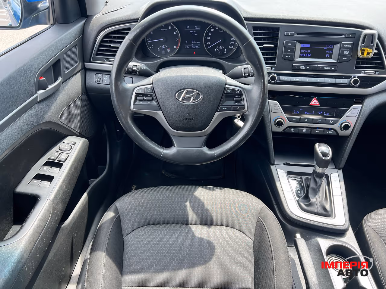 Hyundai Elantra - фото 14