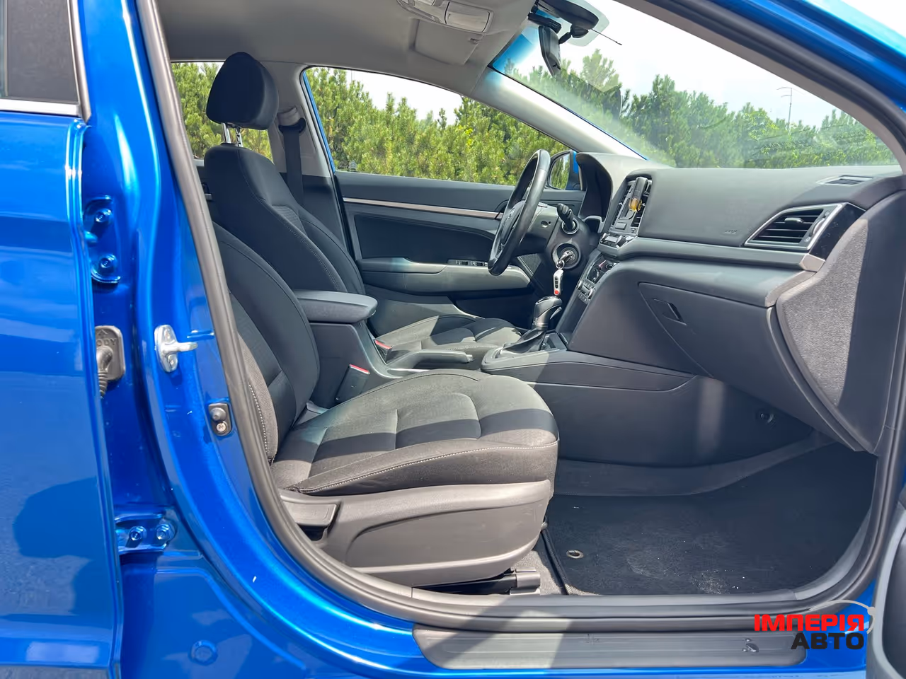 Hyundai Elantra - фото 20