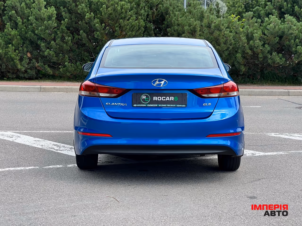 Hyundai Elantra - фото 4
