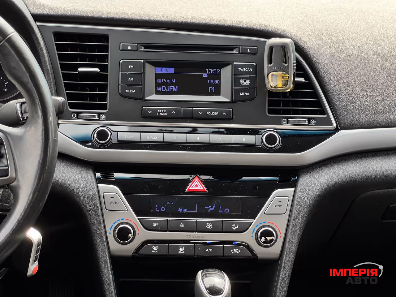 Hyundai Elantra - фото 18