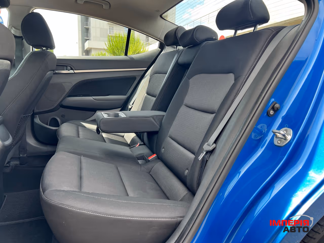 Hyundai Elantra - фото 13