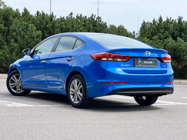 Hyundai Elantra - зображення 5