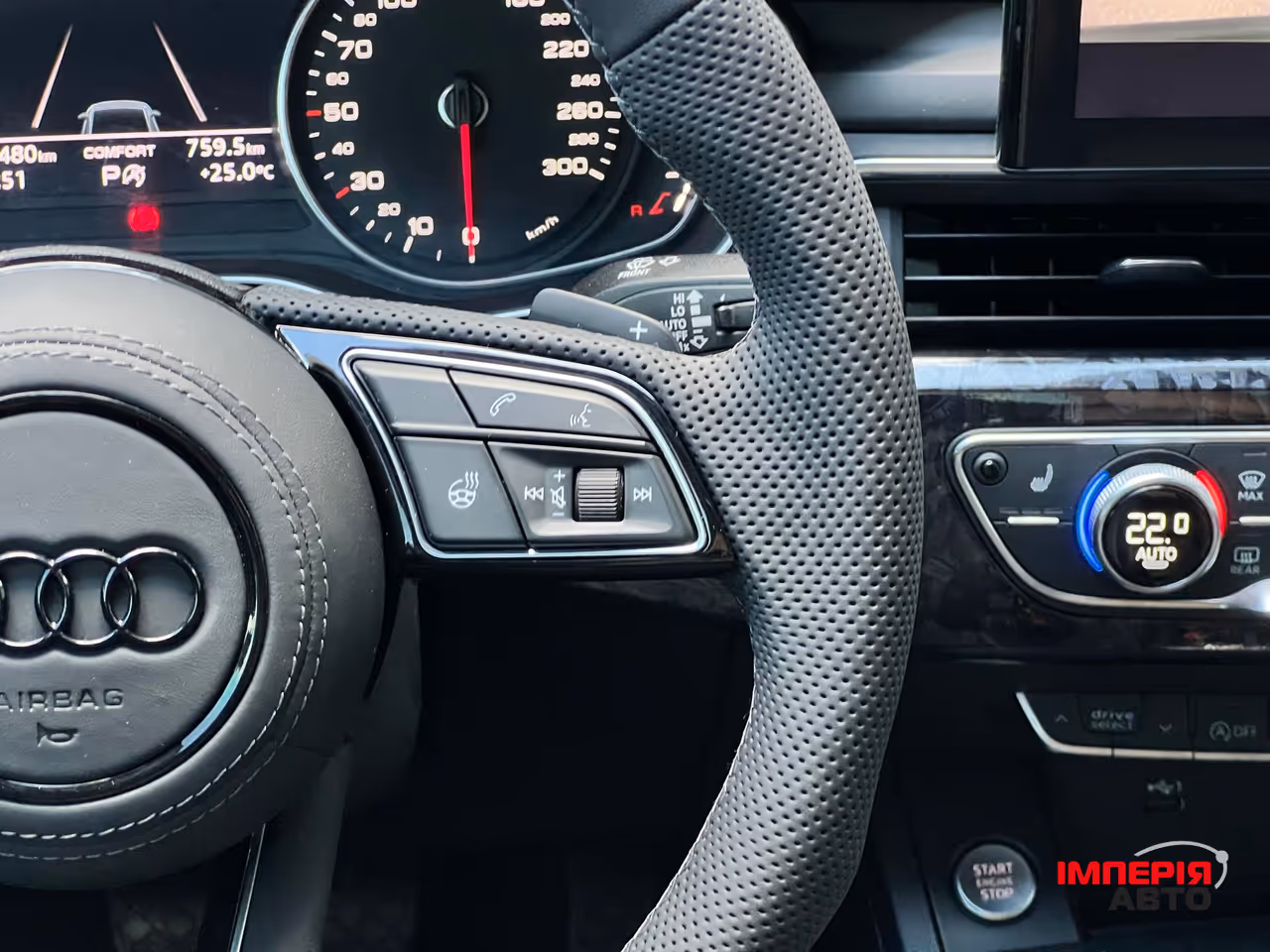 Audi A4 - фото 19