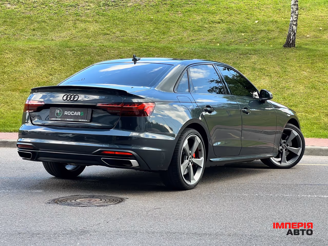 Audi A4 - фото 10