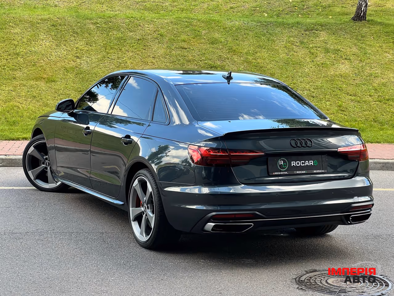 Audi A4 - фото 7