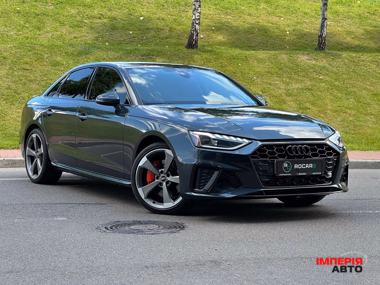 Audi A4 - фото 1