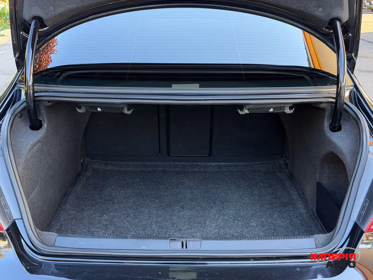Volkswagen Passat CC - фото 12
