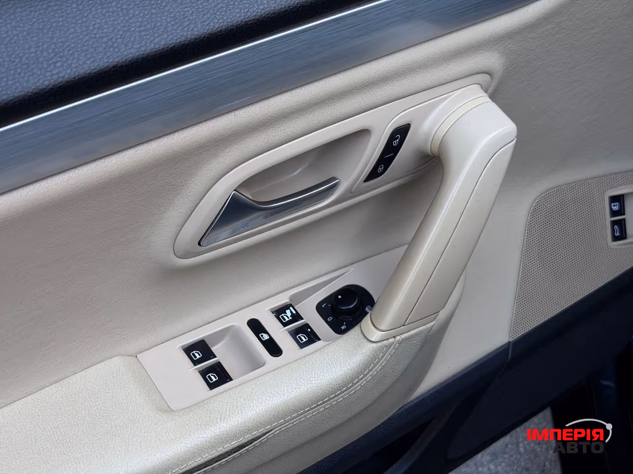 Volkswagen Passat CC - фото 38