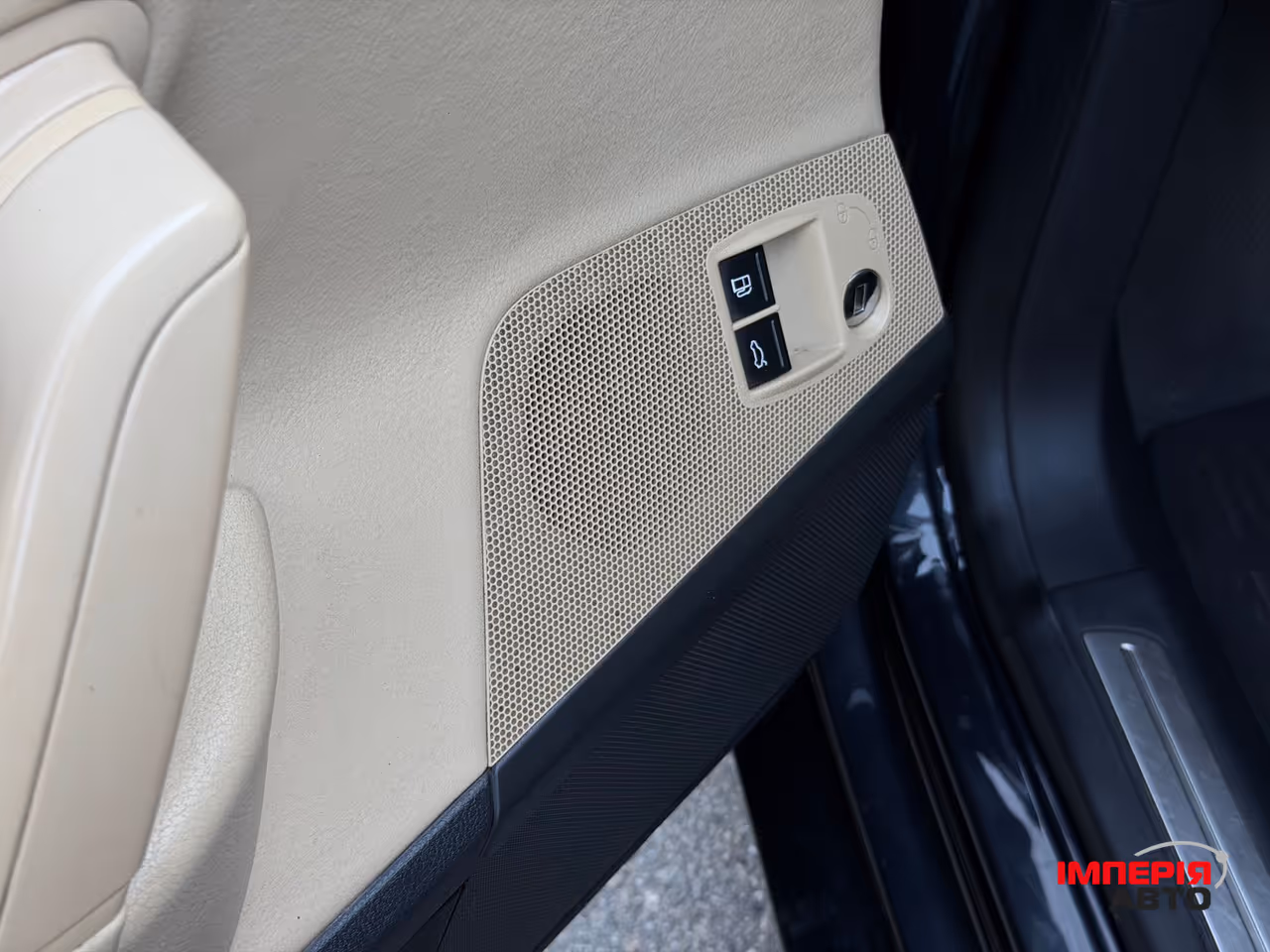 Volkswagen Passat CC - фото 37