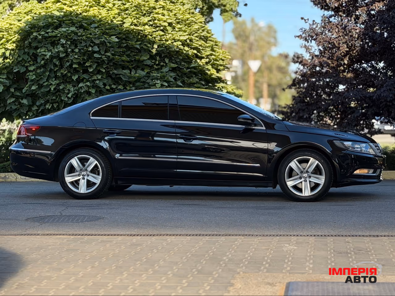 Volkswagen Passat CC - фото 6