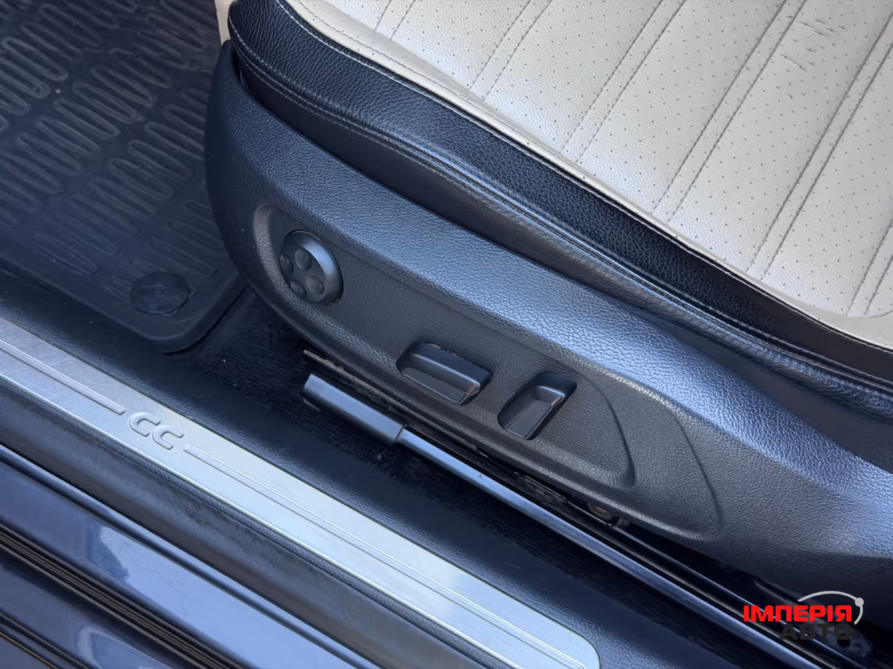 Volkswagen Passat CC - фото 36