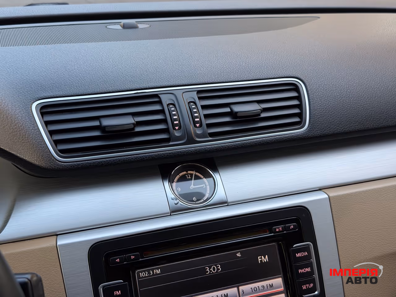 Volkswagen Passat CC - фото 45