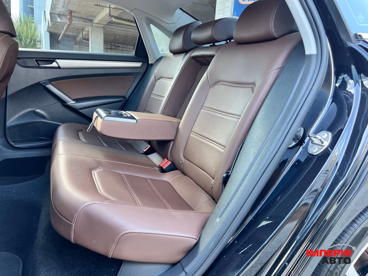 Volkswagen Passat - фото 17