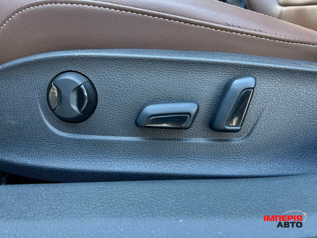 Volkswagen Passat - фото 16
