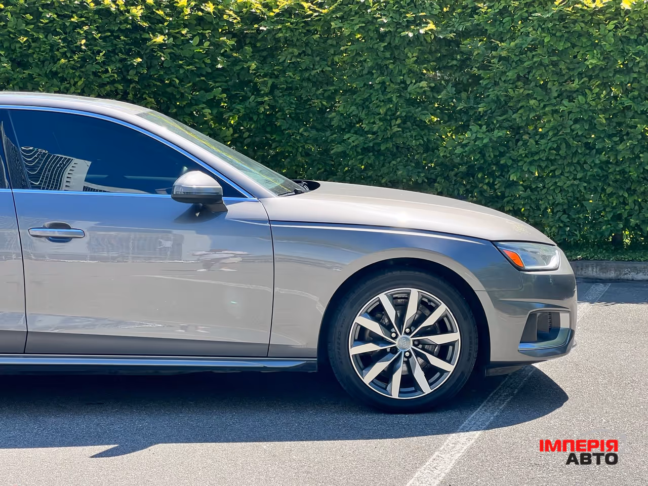 Audi A4 - фото 7