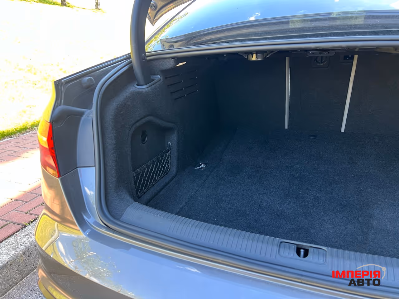 Audi A4 - фото 28