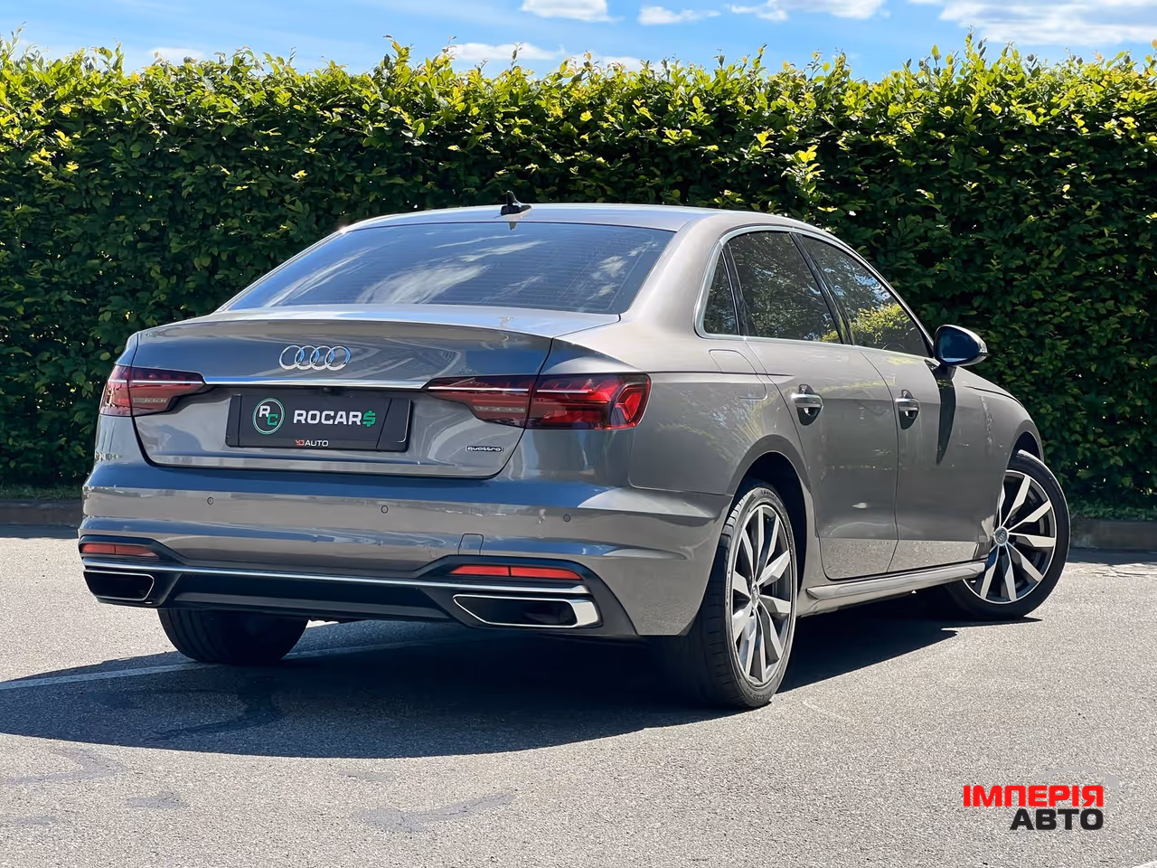 Audi A4 - фото 6