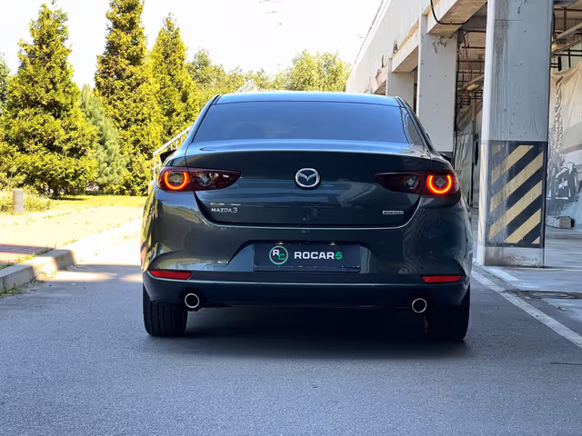 Mazda 3 - зображення 4