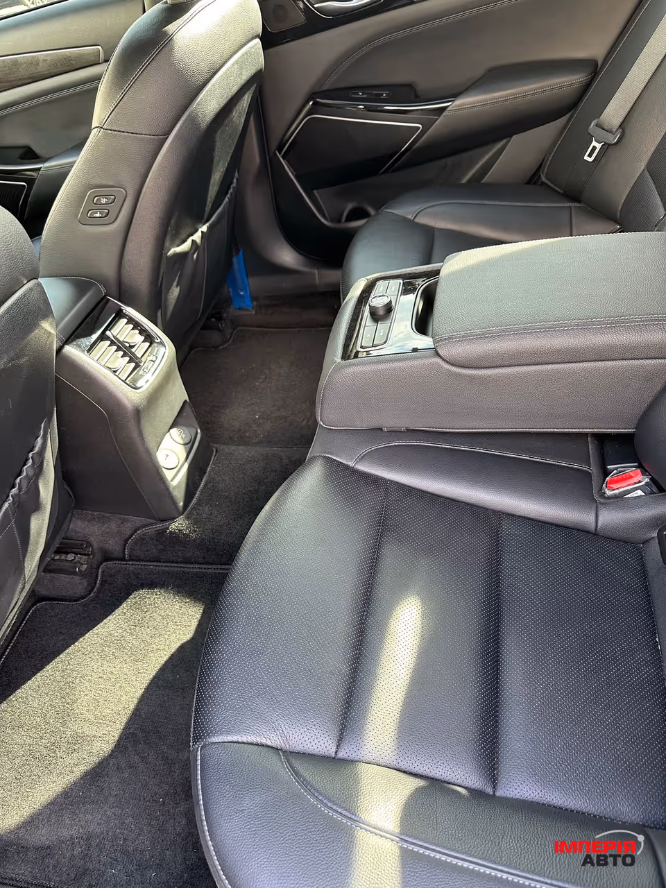 Kia K7 - фото 20