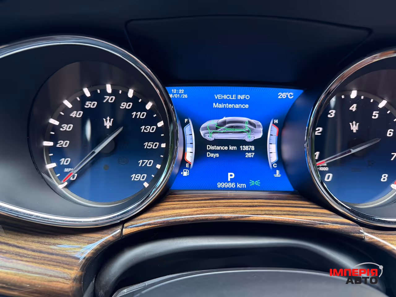 Maserati Quattroporte - фото 26