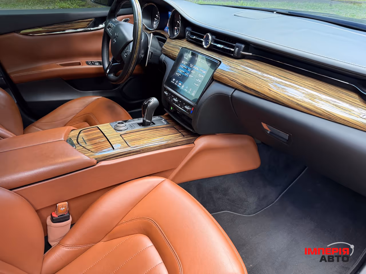 Maserati Quattroporte - фото 15
