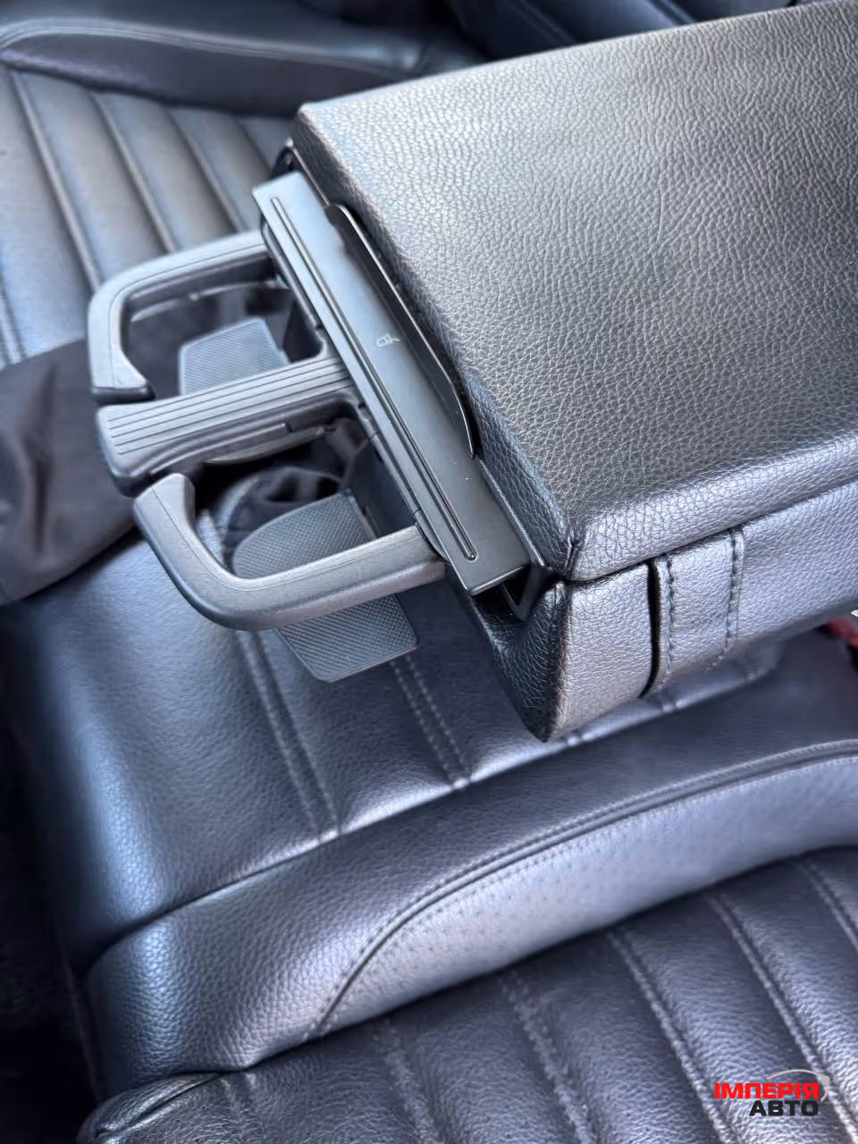 Volkswagen Passat CC - фото 21
