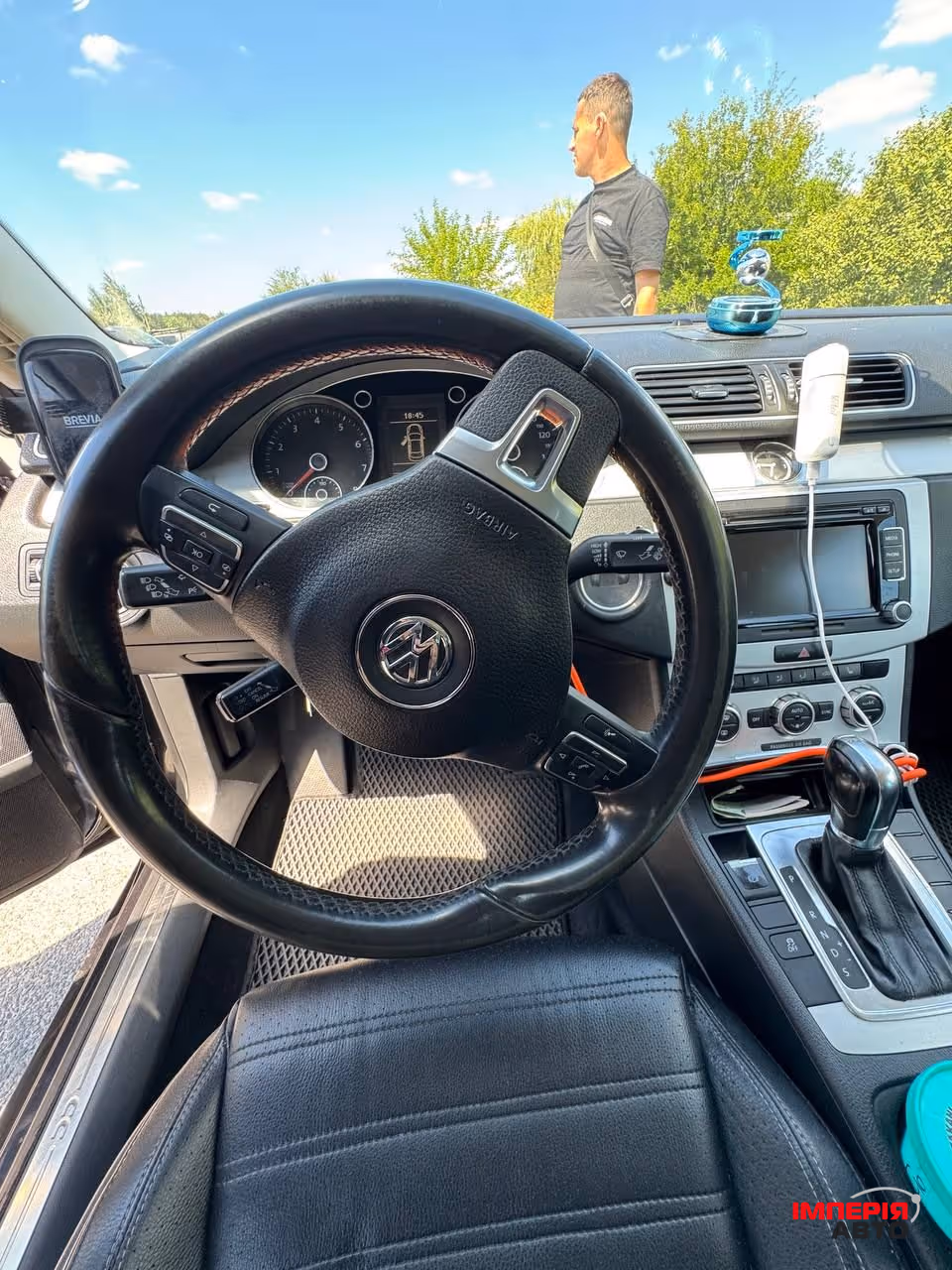 Volkswagen Passat CC - фото 25