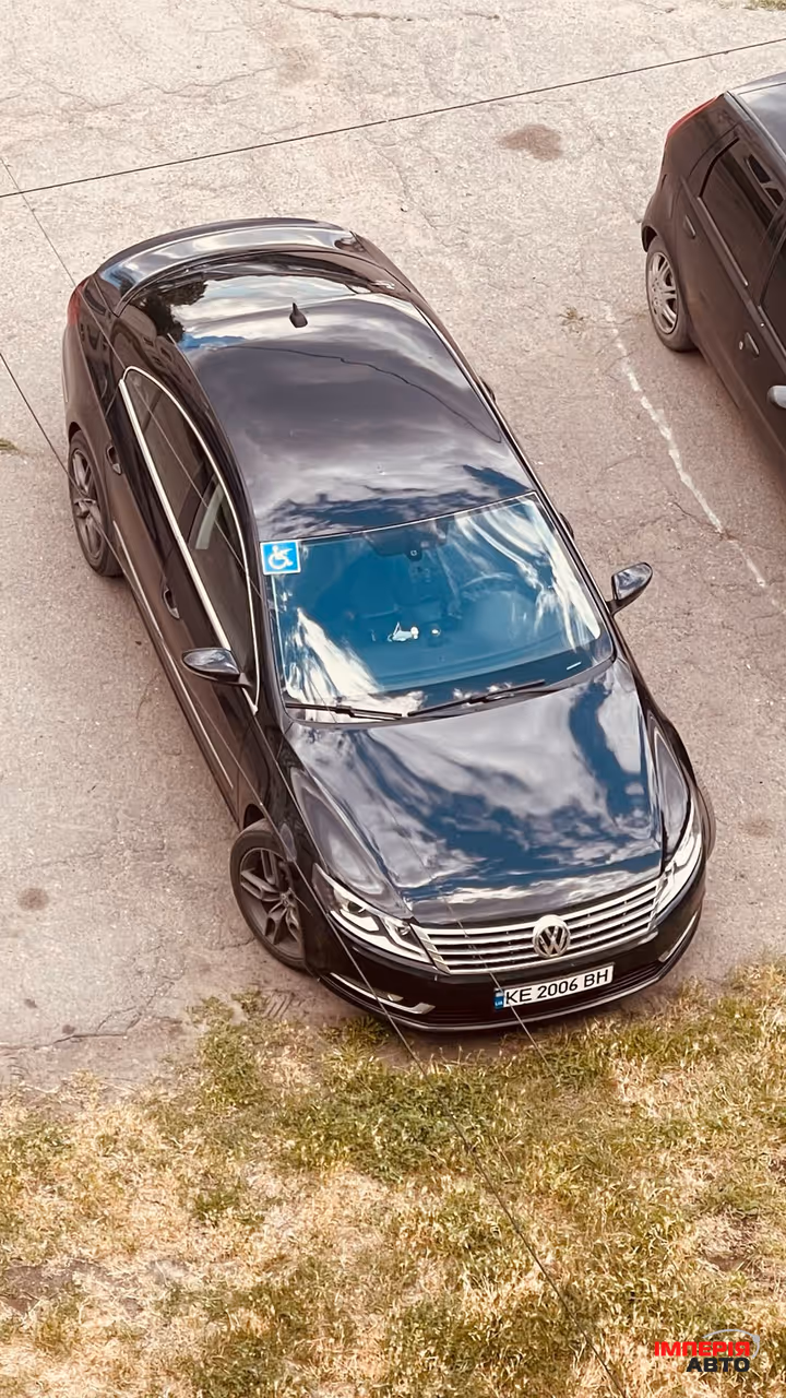 Volkswagen Passat CC - фото 1