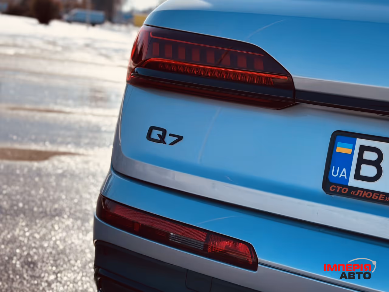 Audi Q7 - фото 34