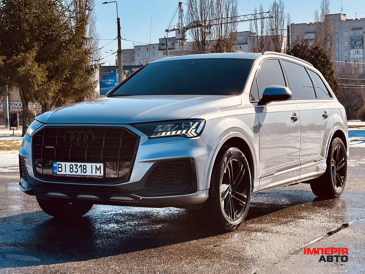 Audi Q7 - фото 1