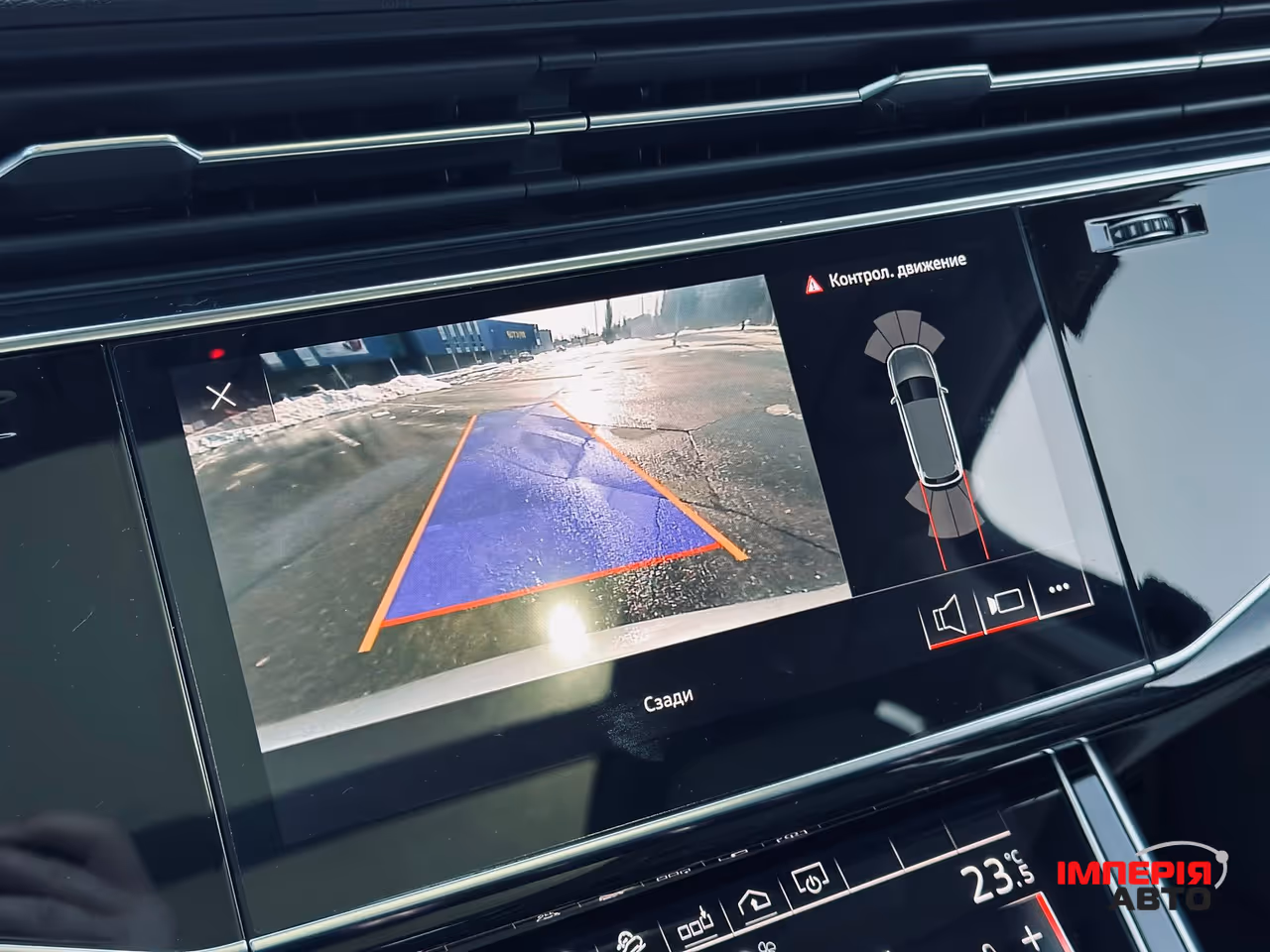 Audi Q7 - фото 20