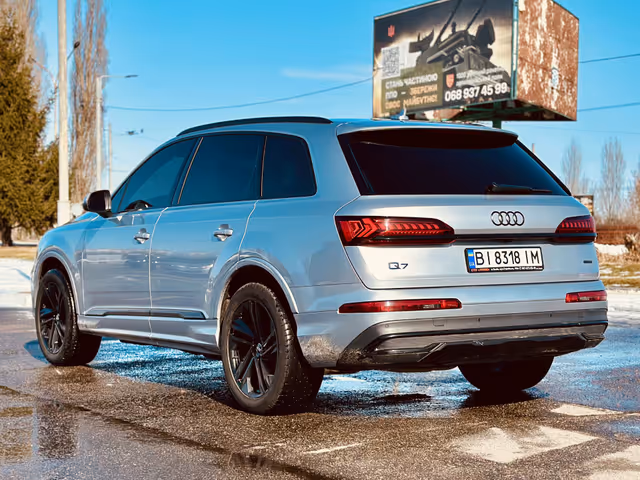 Audi Q7 - зображення 4