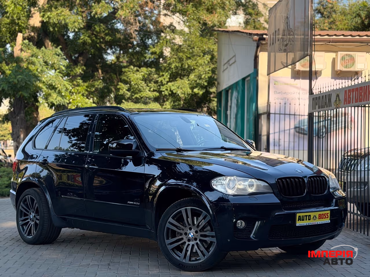 BMW X5 - фото 3