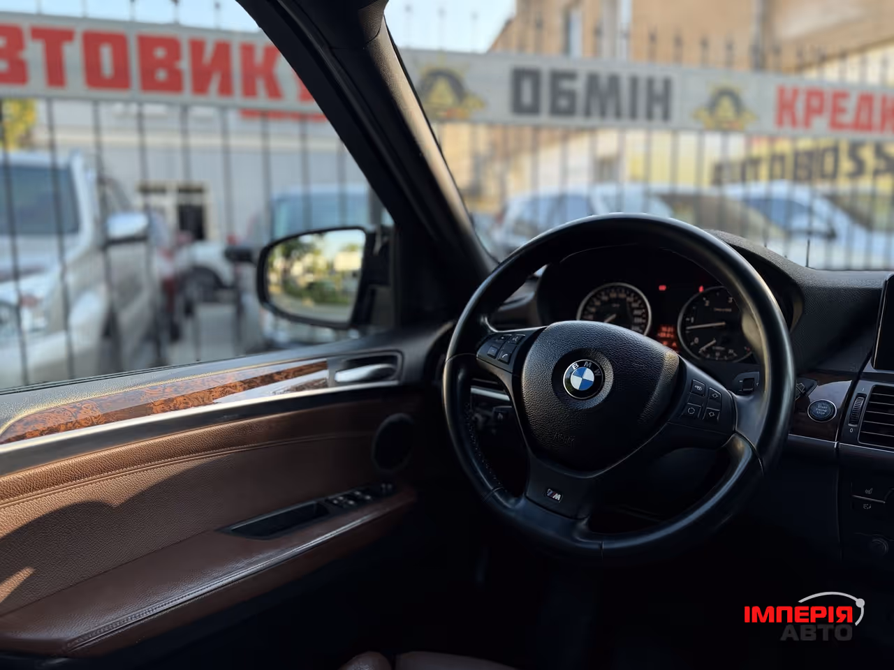 BMW X5 - фото 19