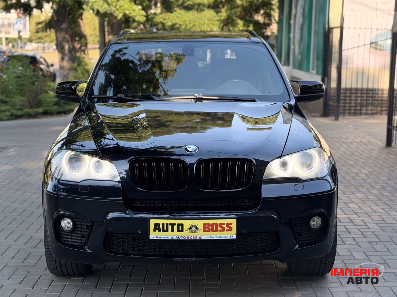 BMW X5 - фото 2
