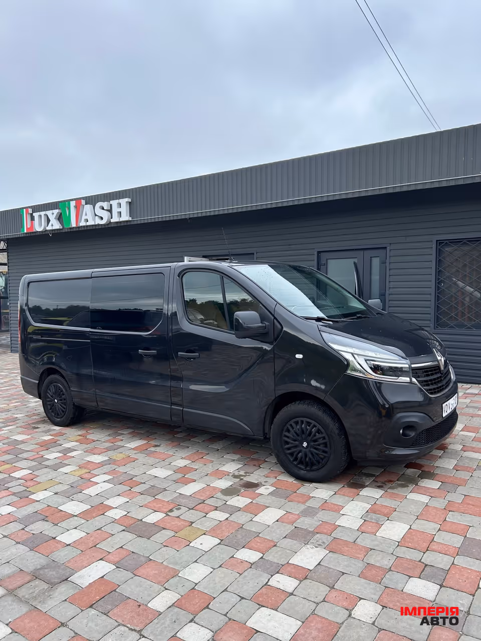 Renault Trafic - фото 2