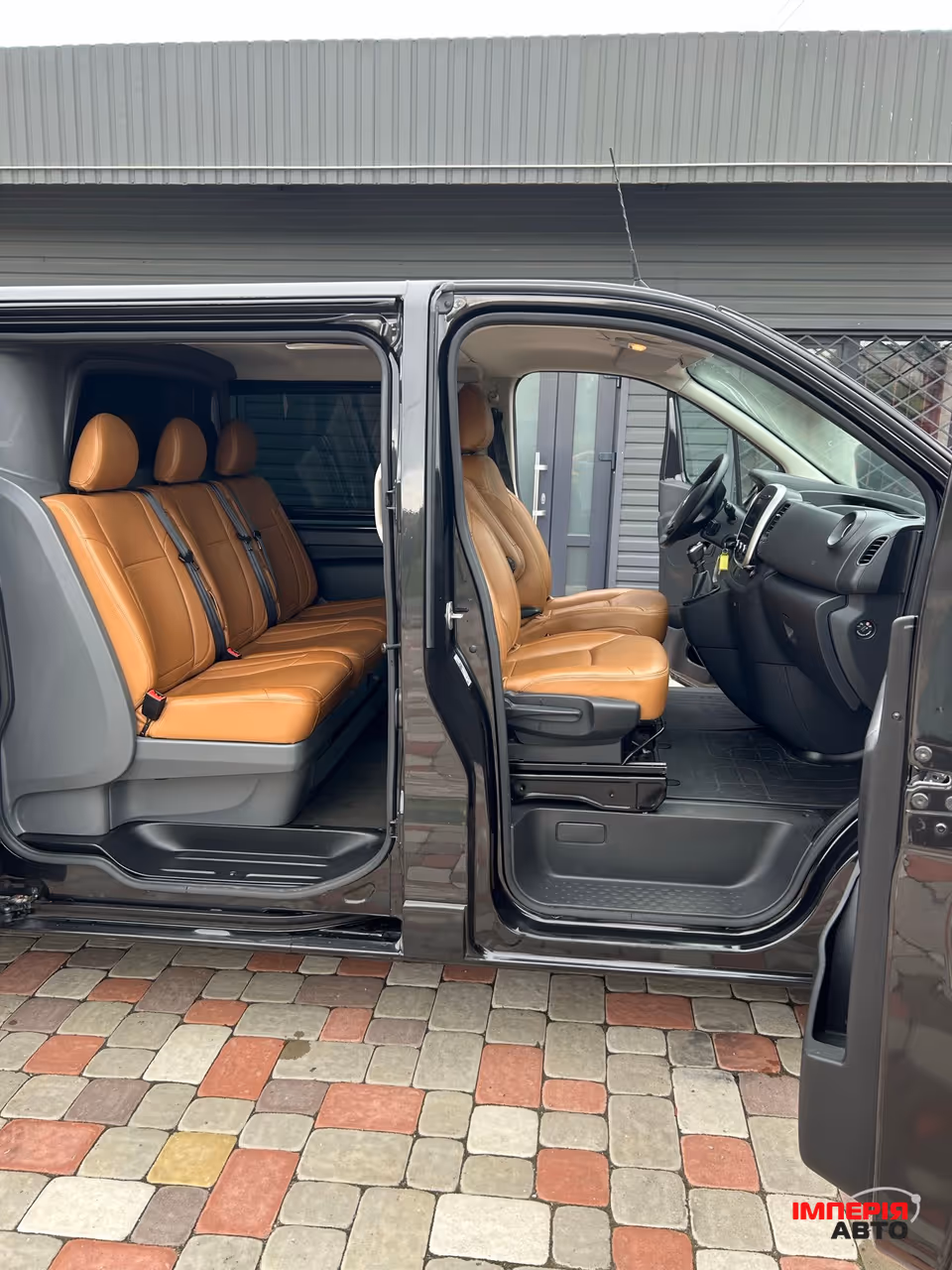 Renault Trafic - фото 3