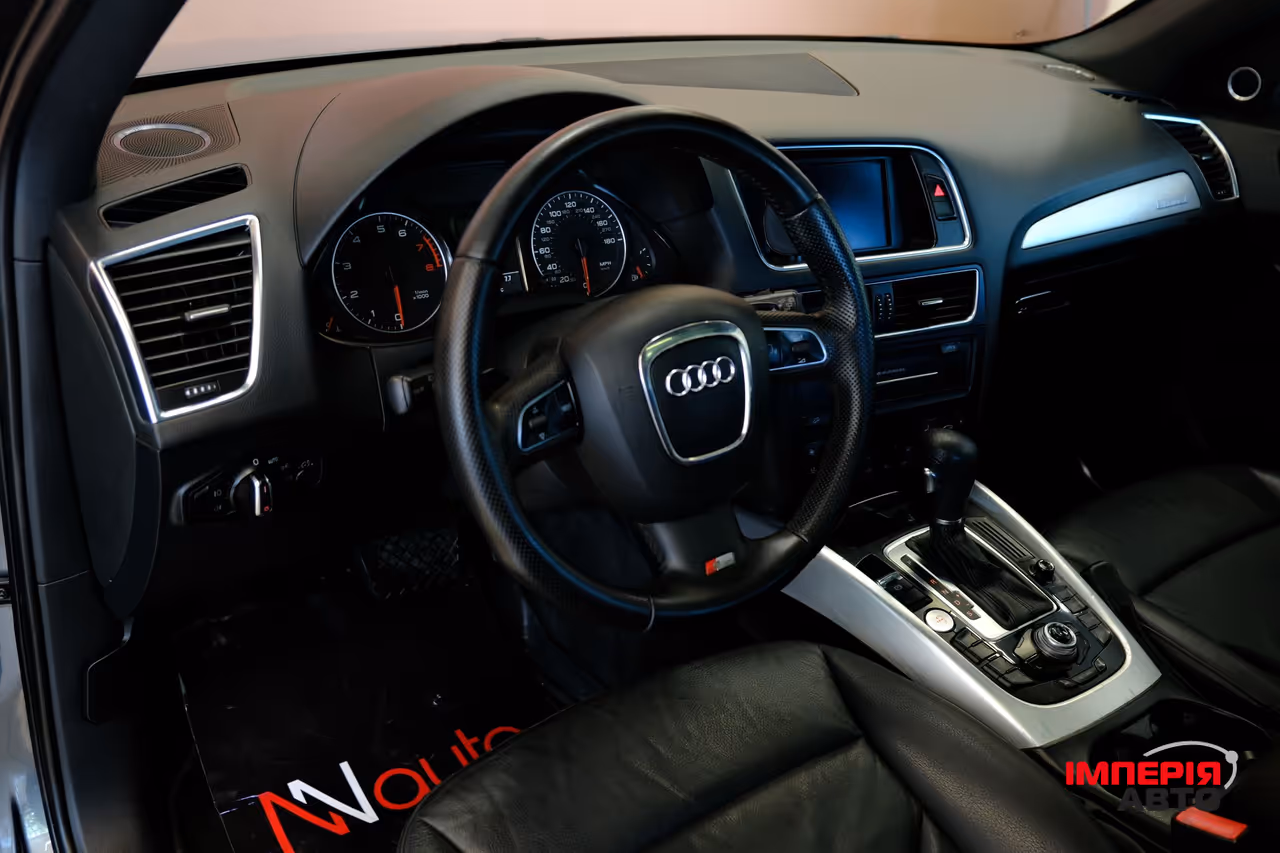 Audi Q5 - фото 7