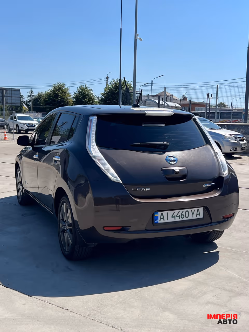 Nissan Leaf - фото 17