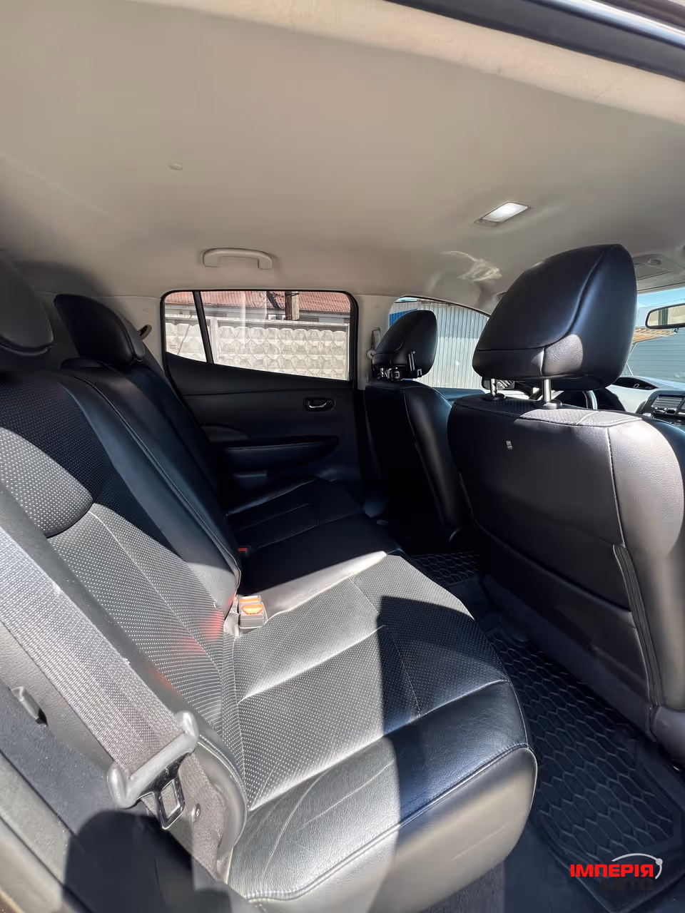 Nissan Leaf - фото 30