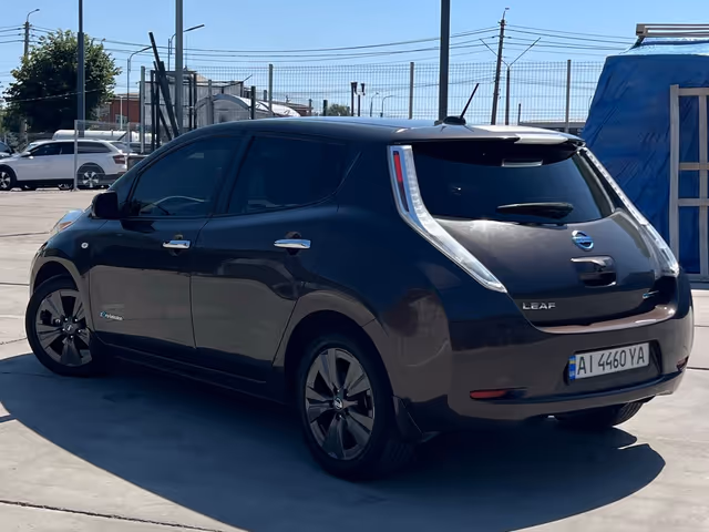 Nissan Leaf - зображення 4