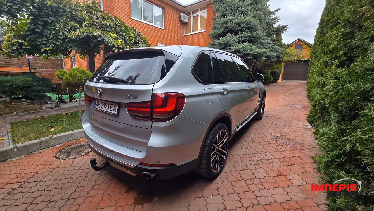 BMW X5 - фото 3