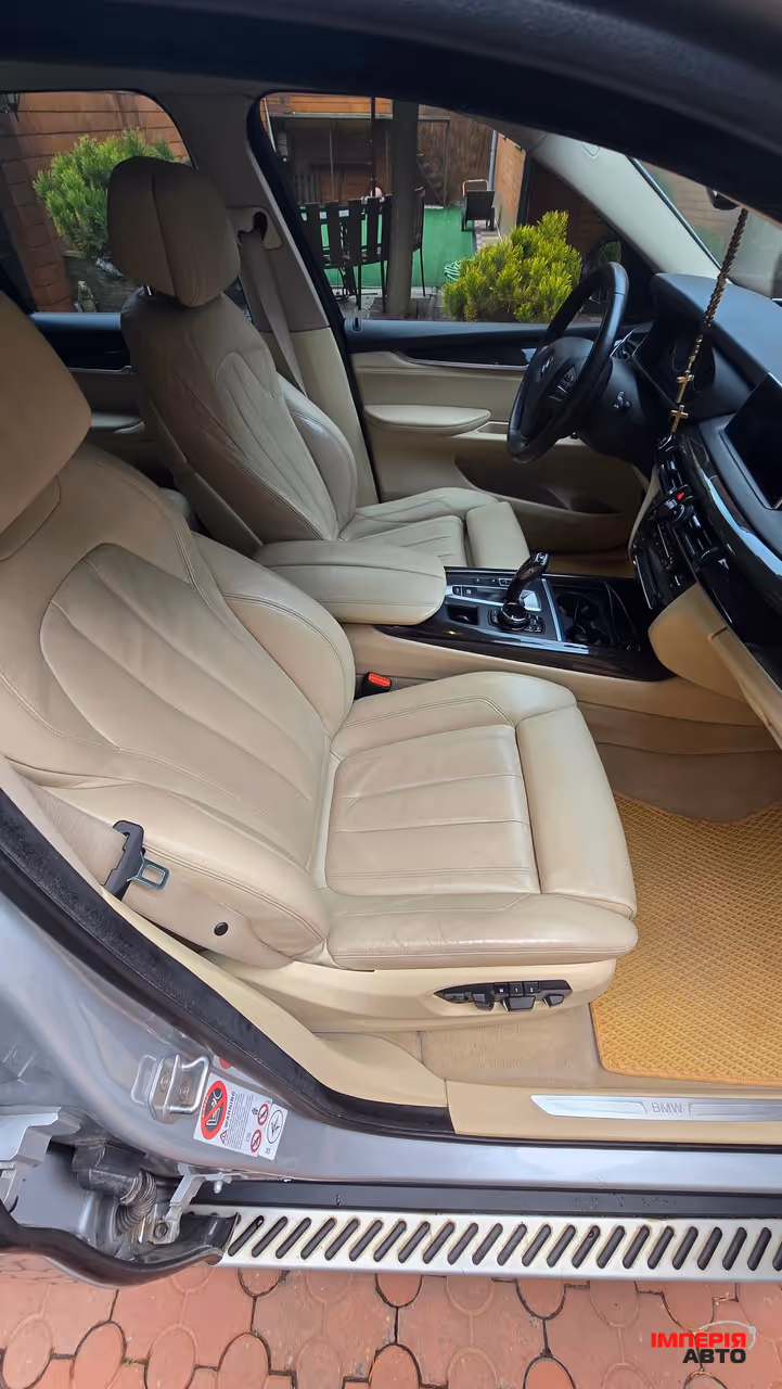 BMW X5 - фото 12