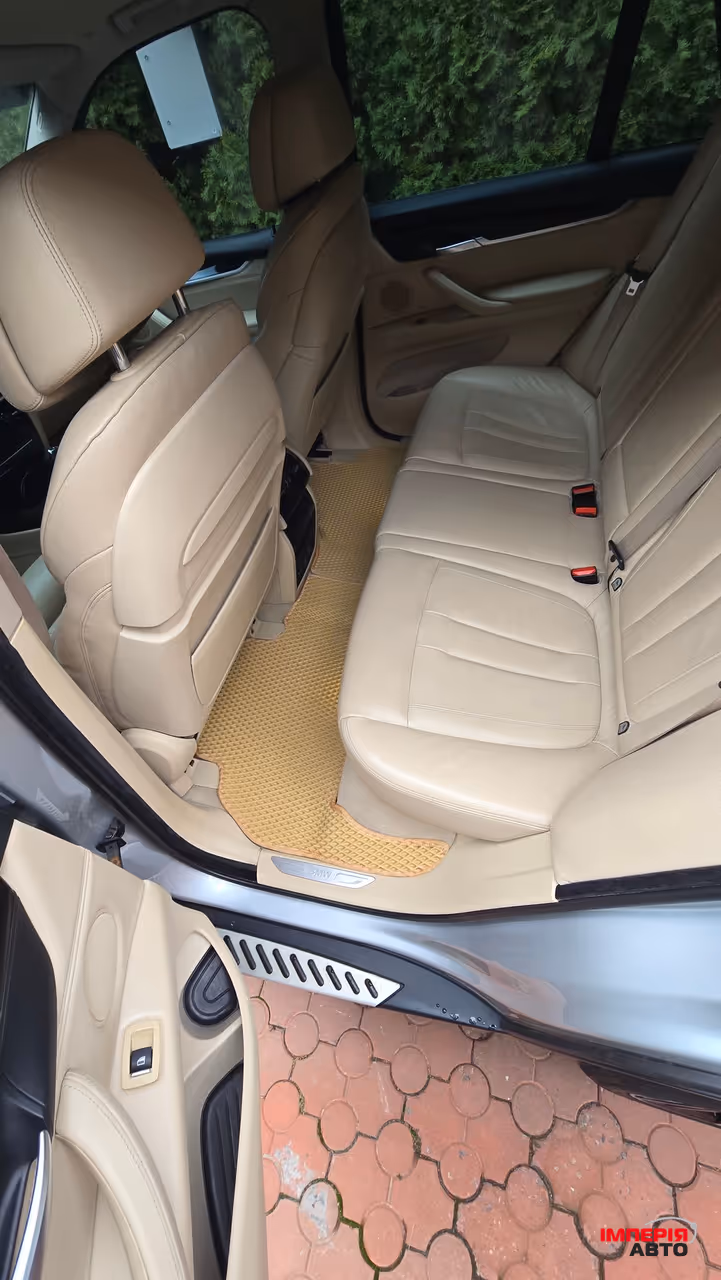 BMW X5 - фото 10